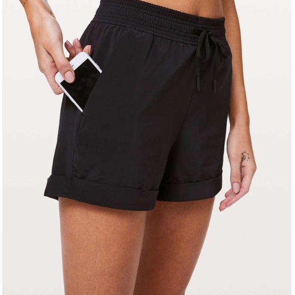 Lululemon Spring Break Away Short *4-way Stretch 3" Black - Picture 4 of 11